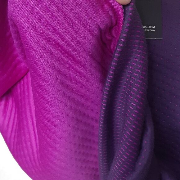 Nike| Tech Fleece Crop L - Picture 7 of 7